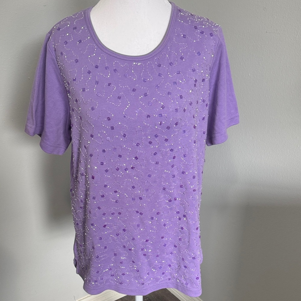 Quacker Factory Lavender Short Sleeve Top beaded fun retro sequins